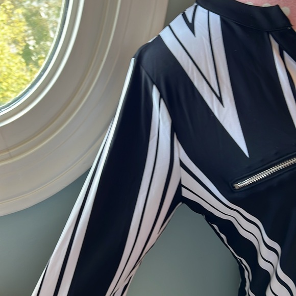 INC International Concepts Blouse Size Medium - Picture 5 of 12